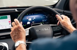 OMODA 9 PHEV, 2026, instrument panel